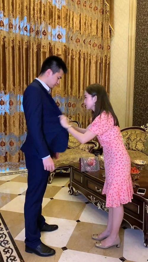 老公比自己小10岁,甜蜜跨越代沟的婚姻之旅