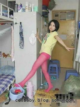 97电影院插丝袜,97电影院里的性感瞬间