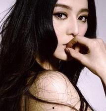 明星演A,明星演绎A角色，魅力四射引关注