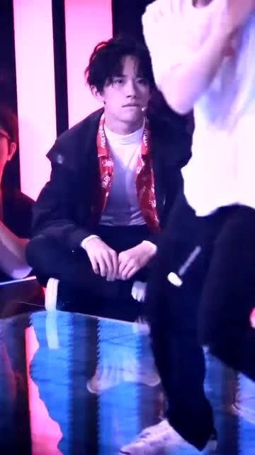 街舞明星视频,揭秘街舞明星的激情瞬间